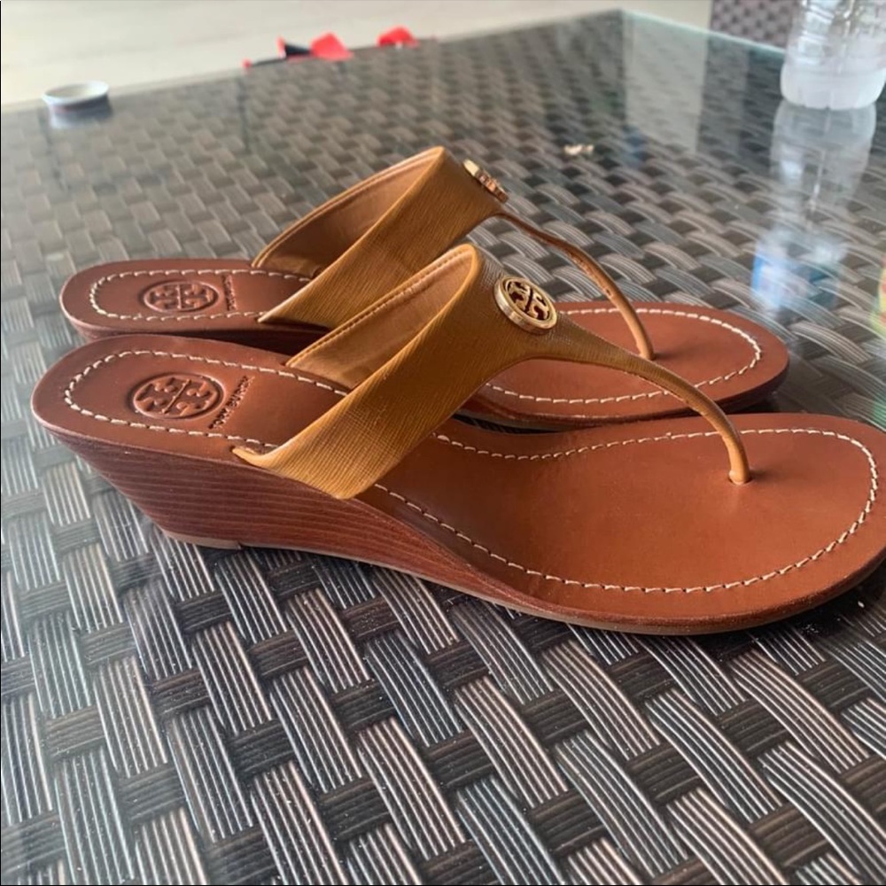 Tory Burch Wedge Thong Sandals - size 8 (New)